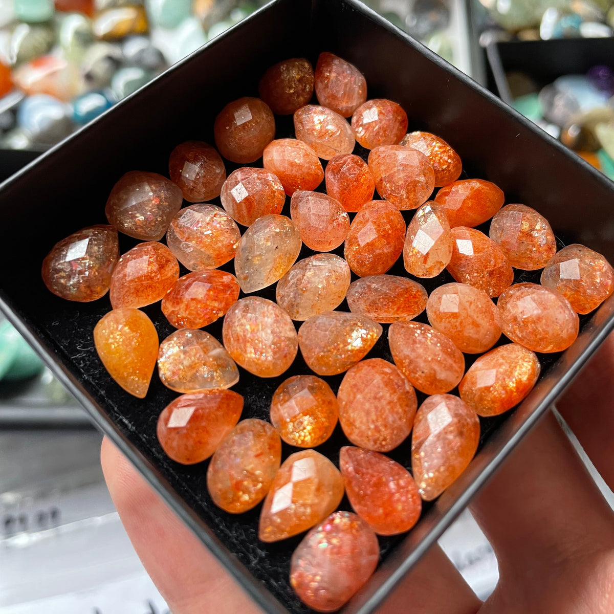 10 x Random Faceted Confetti Sunstone Cabochon Box