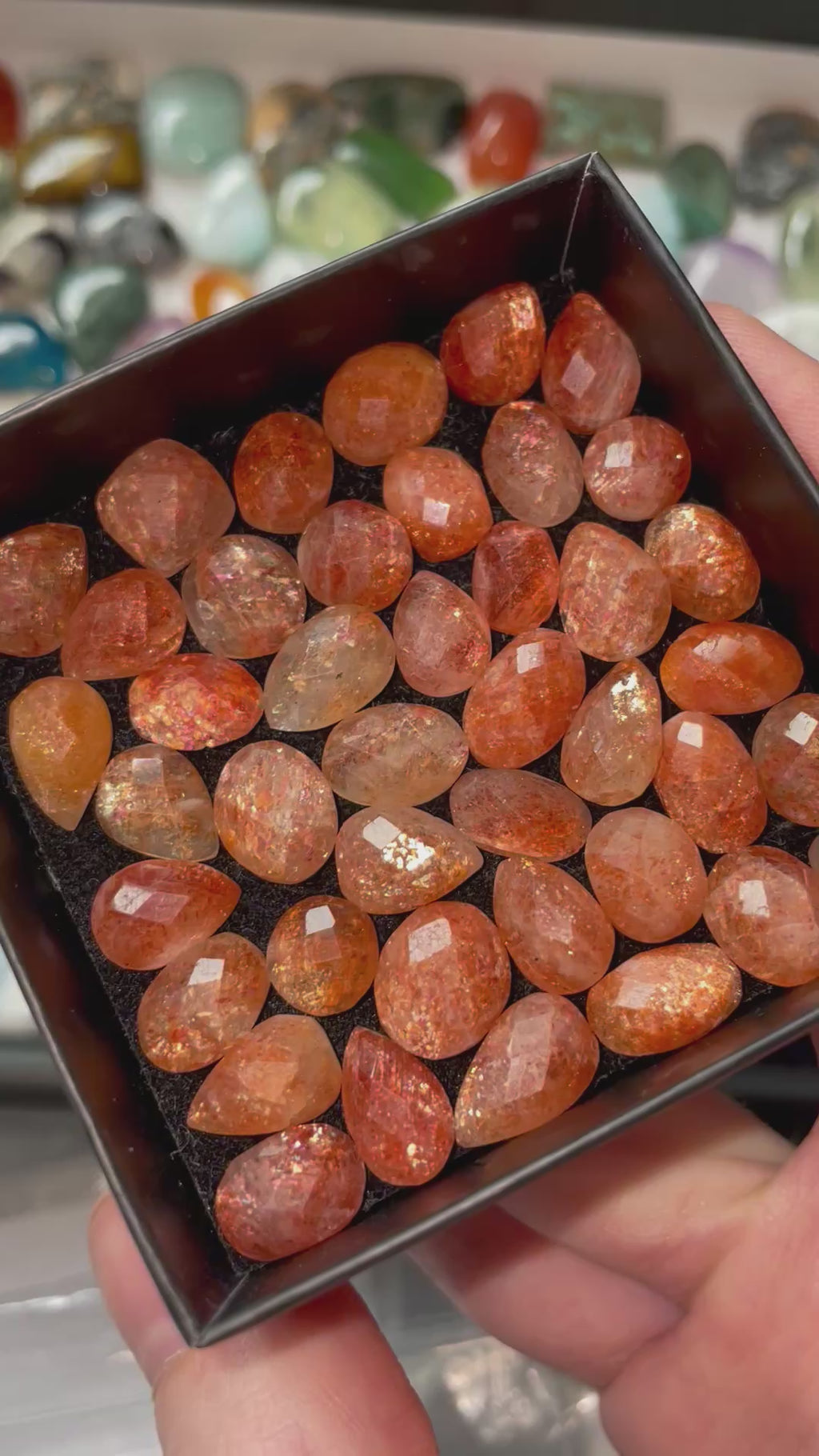 10 x Random Faceted Confetti Sunstone Cabochon Box